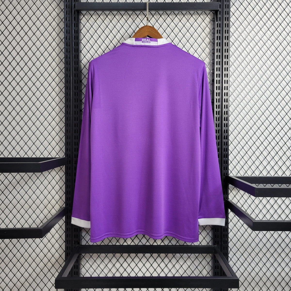 Camisa Retrô Real Madrid II Away Adidas 2016/17 Masculino Roxo
