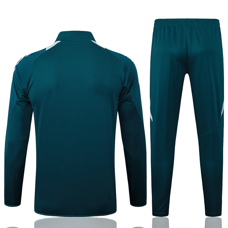 Conjunto de Passeio Cruzeiro 2025 Azul Escuro