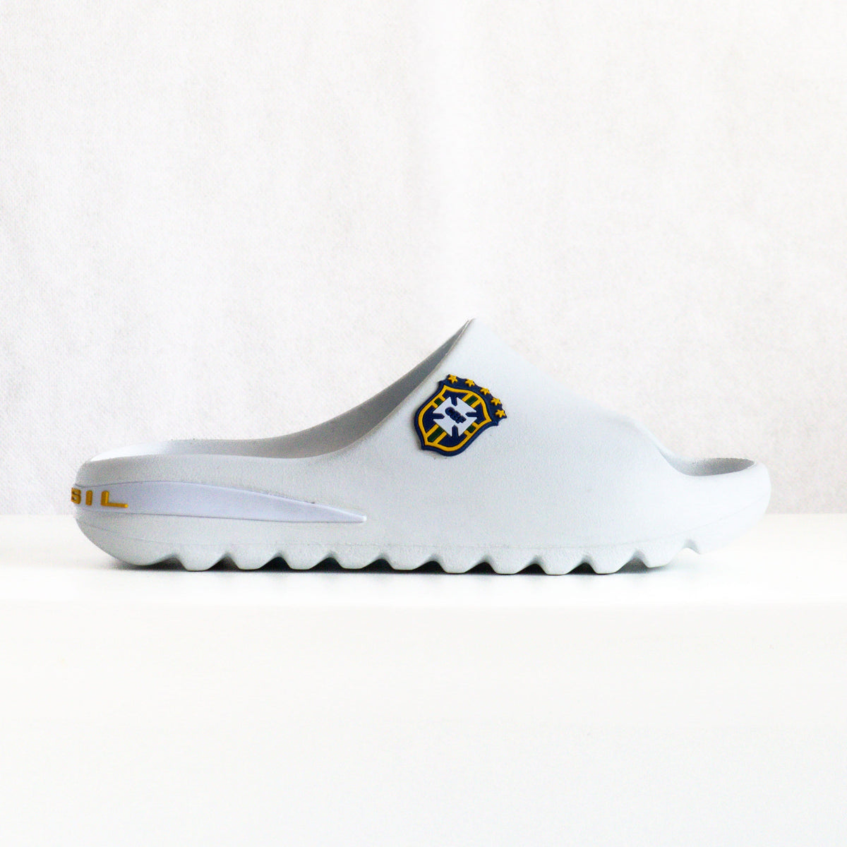 Chinelo Slider Copa do Mundo 2026 Off-White
